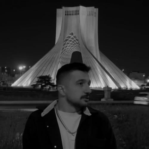 دانلود آهنگ این روزا شدت نفسام شدیدن این روزا با دور و برمم غریبم &bull; سوپر موزیک
