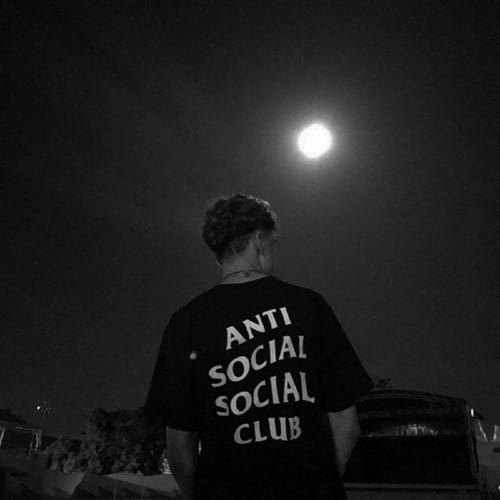 دانلود آهنگ Ama kalbimin sana Sana ihtiyacı var &bull; سوپر موزیک