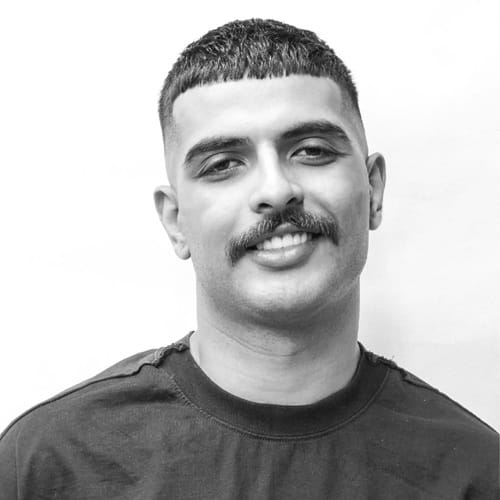 دانلود آهنگ میدونی سر چی میکنم هی بت رحم چون بام بودی &bull; سوپر موزیک