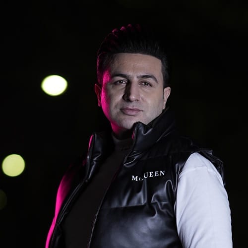 دانلود آهنگ هر شب با چشم گریون میرم به زیر بارون مرتضی جعفرزاده &bull; سوپر موزیک