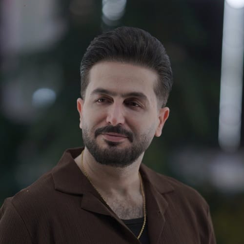 دانلود آهنگ کسی دور برم نیست که حالمو ببینه سخته برام که سرباز مادرشو نبینه &bull; سوپر موزیک