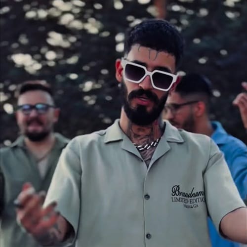 دانلود آهنگ حالمو کردی بد منم با آدما غریبم سمی لون &bull; سوپر موزیک