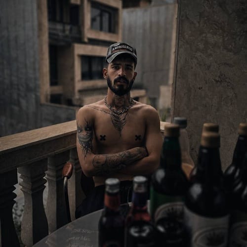 دانلود آهنگ شدم بازیچه بچه بازیات اشکاتو پاک کنم دستتو میگیرم سمی لون &bull; سوپر موزیک