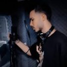 دانلود آهنگ تو گلوم بغض رو لبم خندست سعید جونیور &bull; سوپر موزیک
